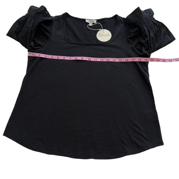 Status By Chenault Black Top With Eyelet 3/4 Length Puff Sleeve - Size Large - Picture 8 of 9